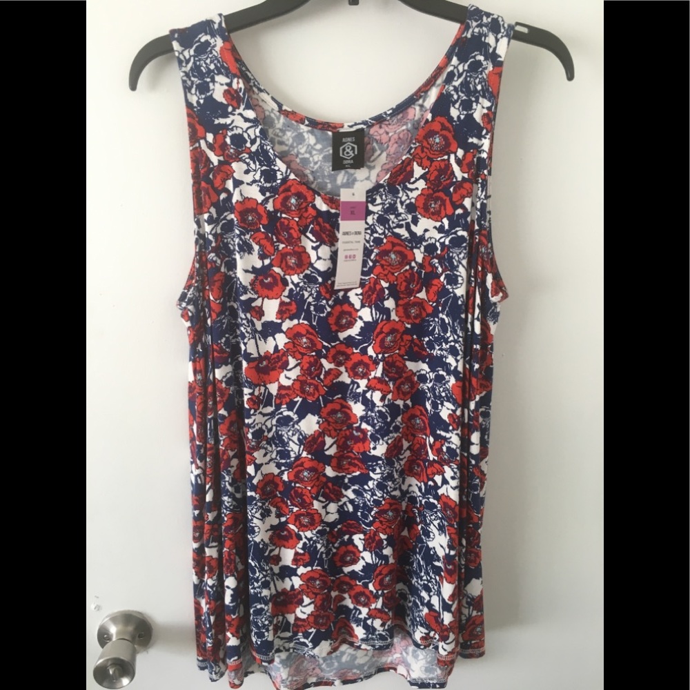 NWT XL AGNES AND DORA ESSENTIAL TANK TOP